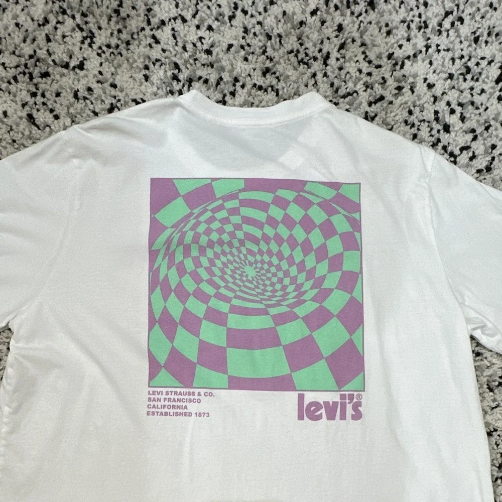 Levi's Men's White L Relaxed Fit Graphic Logo Crew Neck Short Sleeve Tee